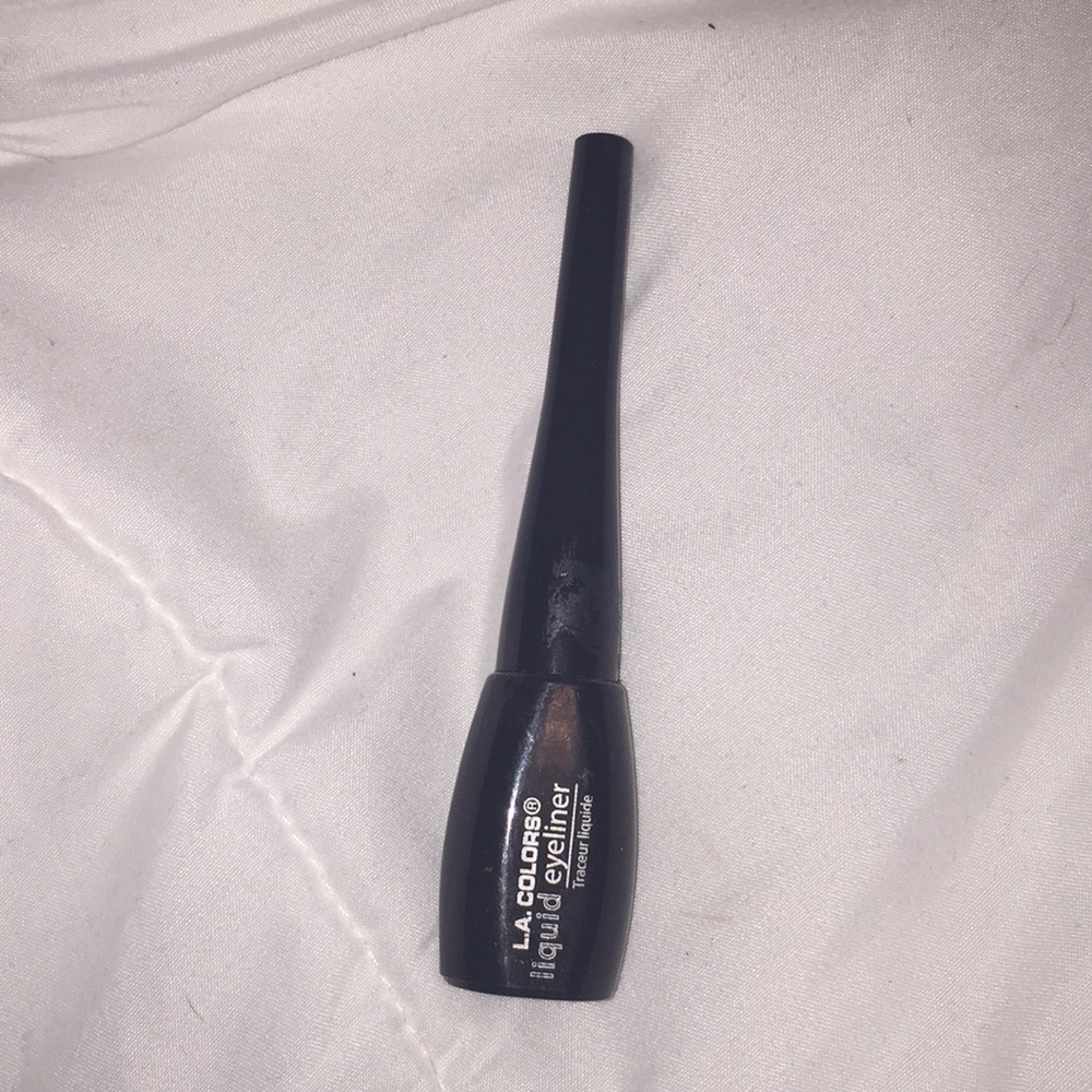 L.A colors black eyeliner